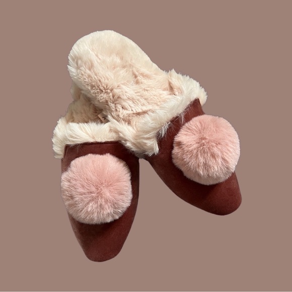 Ariana Bohling noma Pom Pom slipper new sz 9-10 - Picture 6 of 7